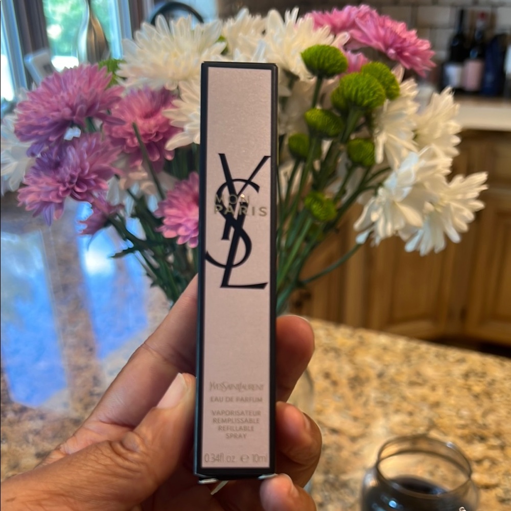 Yves Saint Laurent Paris Eau de Parfum travel spray - Picture 1 of 5